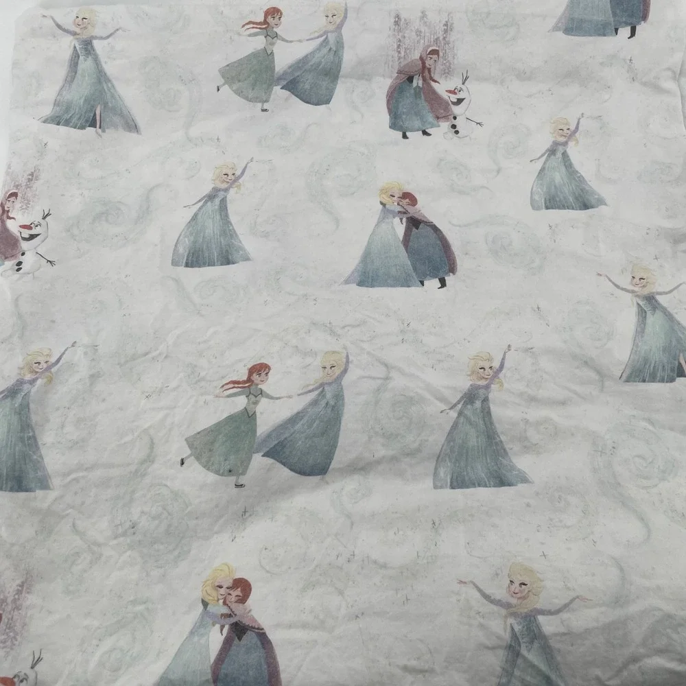 Pottery Barn Kids Disney Frozen Girls Queen White Organic Cotton Elsa Anna Sheet